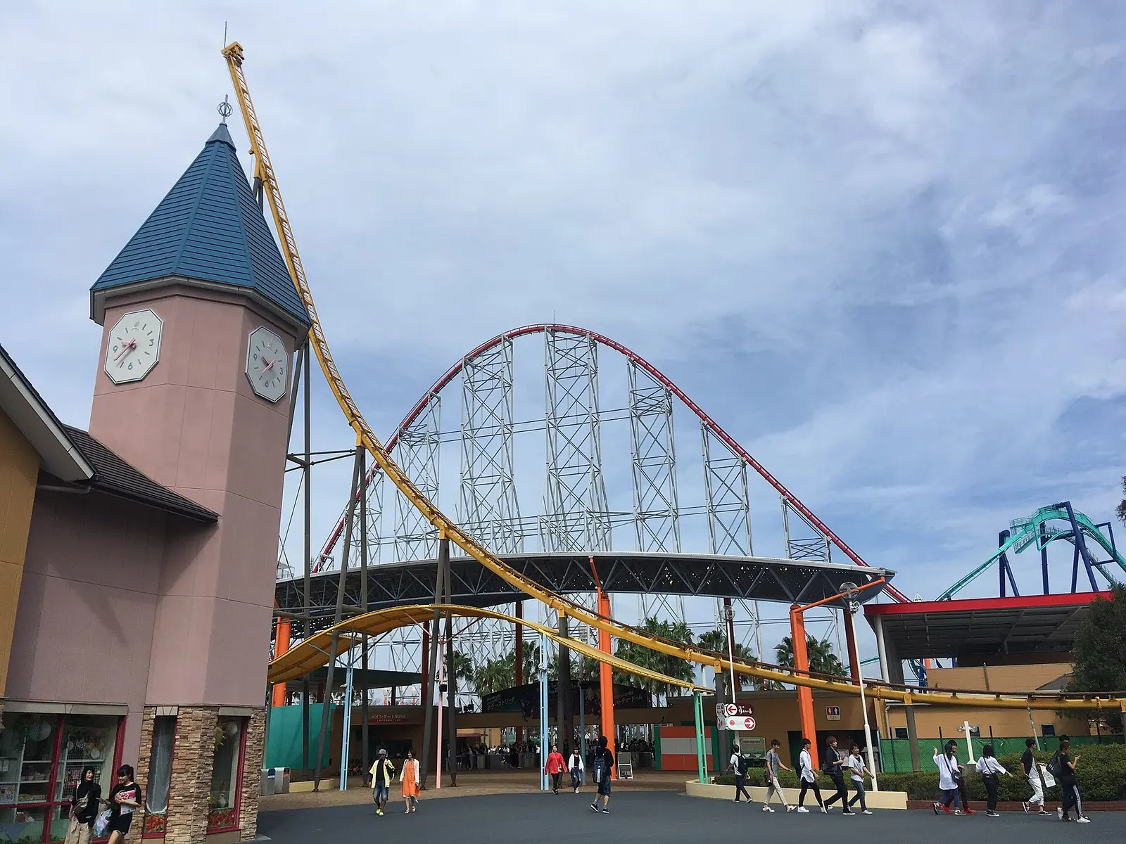 Shuttle Loop (シャトルループ)